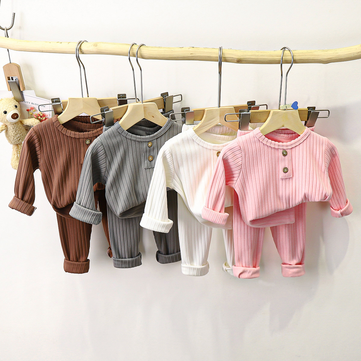 Conjunto de ropa interior para niños otoño nuevo bebé de terciopelo alemán pijamas para niños y niñas estilo coreano servicio a domicilio procesamiento de ropa para niños personalización
