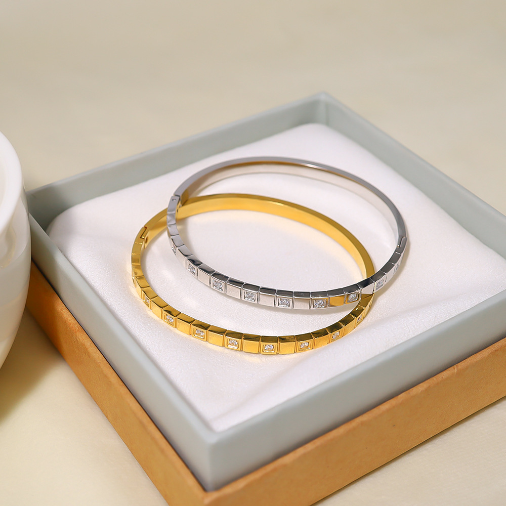 Estilo INS europeo y americano acero inoxidable 18K oro real galvanoplastia color blanco circonio pulsera de oro joyería sin decoloración transfronteriza