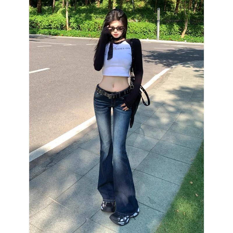 深蓝色微喇叭牛仔裤女2026春秋新款低腰美式复古辣妹显瘦微喇裤子