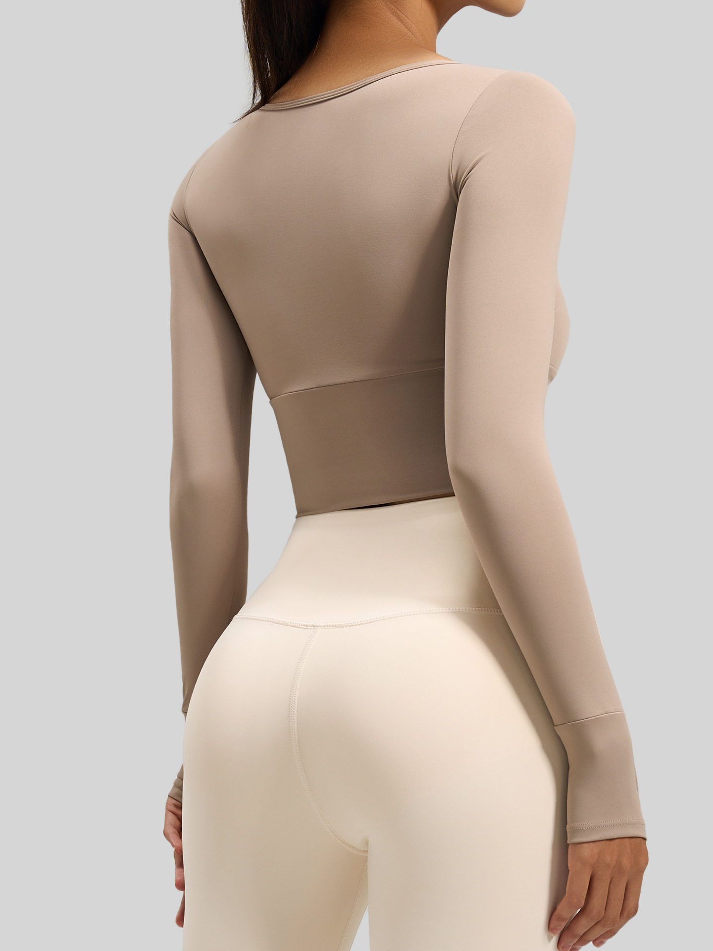 Juyitang ropa de yoga empalmada para mujer con almohadillas para el pecho, tops deportivos, ropa de fitness, mangas largas transpirables adelgazantes para correr y fitness