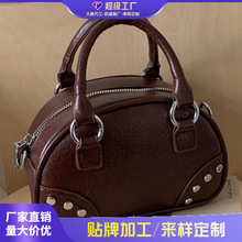 跨境小众设计休闲简约复古时尚枕头包2025秋季新款女士单肩斜挎包