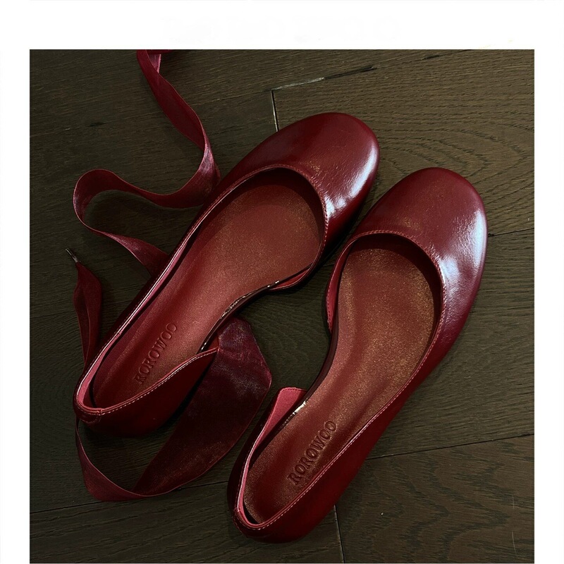 Cowhide Version! Little Red Shoes with Exposed Toe Seams, Low-Heeled Ballet Shoes for Women, Side Cut-Out Shallow Mouth, Hidden Height Increase Single Shoes, Mary Jane Shoes Cowhide Version! Little Red Shoes with Exposed Toe Seams, Low-Heeled Ballet Shoes for Women, Side Cut-Out Shallow Mouth, Hidden Height Increase Single Shoes, Mary Jane Shoes