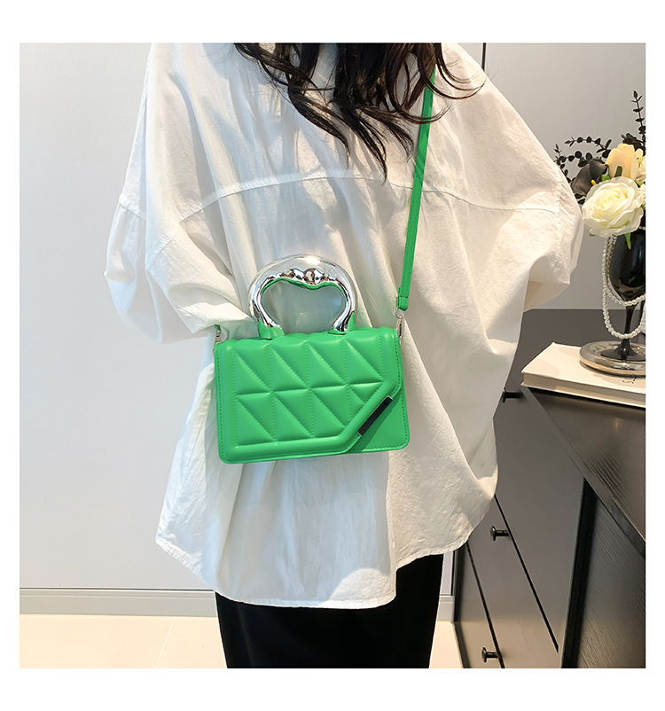 Taschen Mode Vielseitig High-End Handheld Kleines Quadrat für Frauen 2024 Sommerausgabe Casual Diamond Grid Einzelne Schulter_voghion.com