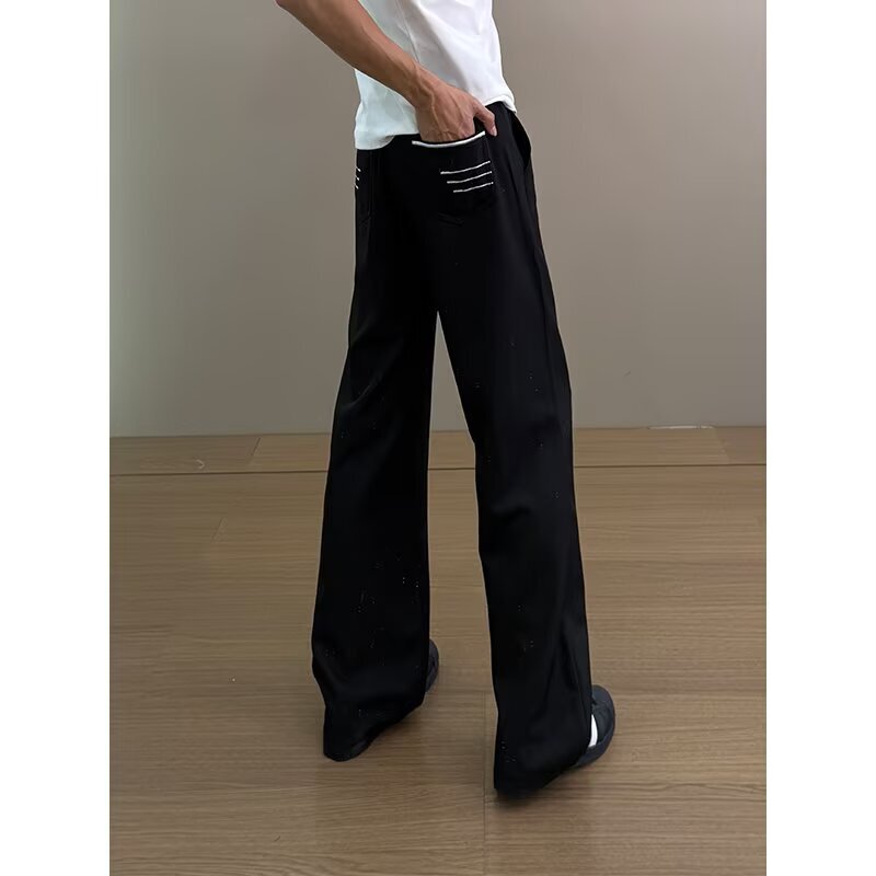 American high street style men's casual pants with back pocket topstitching, loose fit, drapey, slightly flared, versatile black slimming plus-size trousers
