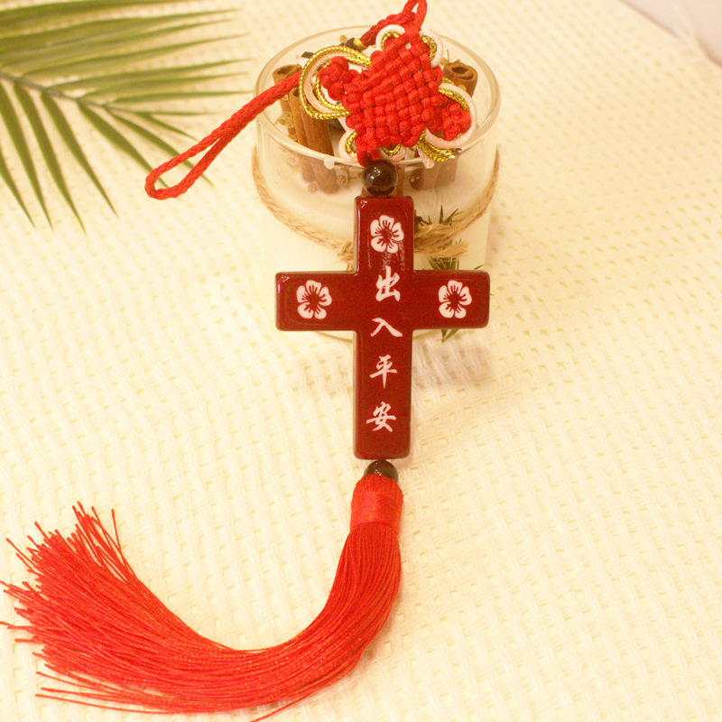Manufacturers Chinese knot cross car accessories creative cross car rearview mirror safety pendant car pendant