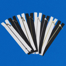 批发0号金属拉链很小号闭尾玩具娃衣服细牙铜牙小牙金属DIY拉链