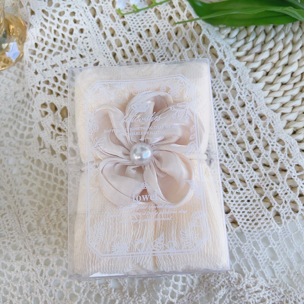 흰색 수건 + 샴페인 헤어 액세서리 [접을 수 있는 독립 포장 상자 보내기]