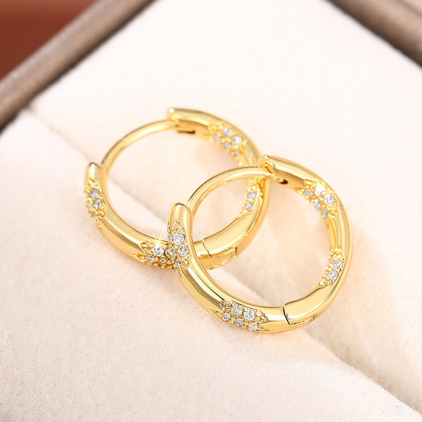 fashionable copper earrings with zircon