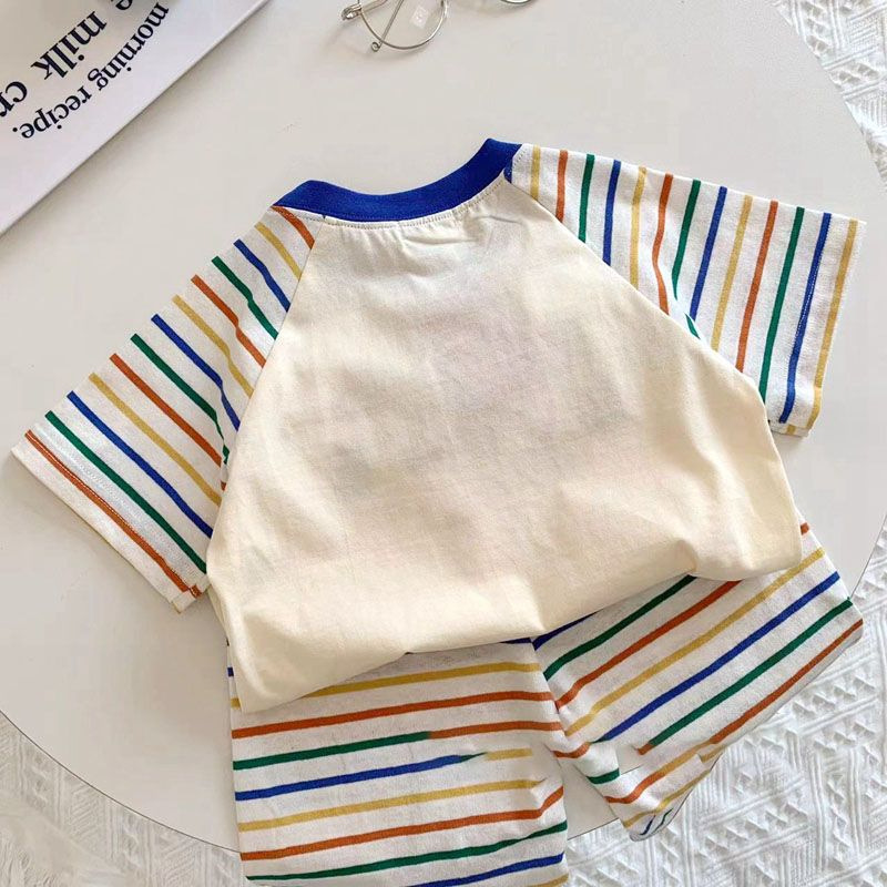 2023 nueva ropa para niños de verano niños y niñas costura a rayas de color pantalones cortos de manga corta traje de bebé para niños traje de dos piezas