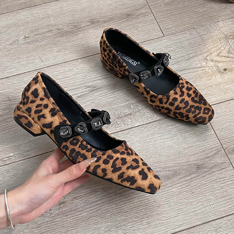 6327 Huidong Yixinda 2025 Elegant Small Square Toe Heart Leopard Print Korean Diamond Strap Shallow Mouth Mary Jane Shoes for Women