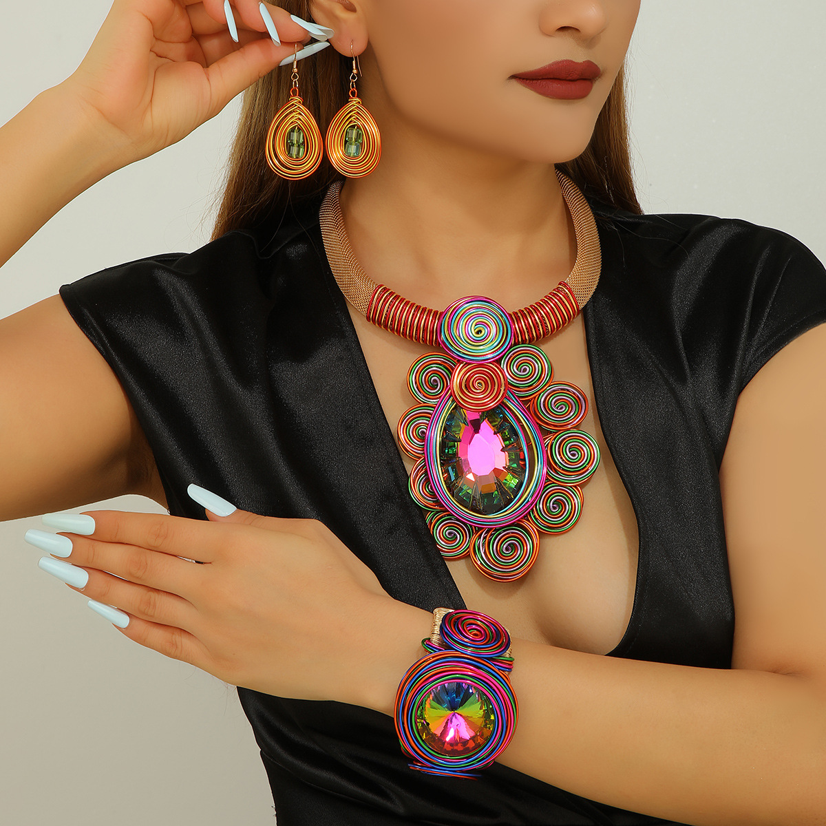 Exaggerated Handmade Aluminum Wire Woven Large Crystal Pendant Necklace Earrings Bracelet Set_voghion.com