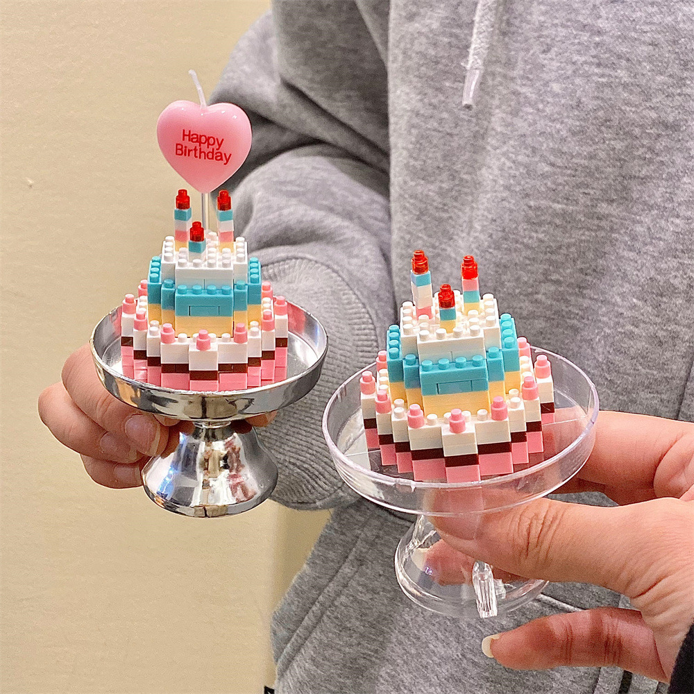 送男女生朋友生日蛋糕小摆件实用情绪桌面氛围感装饰生日解压礼物