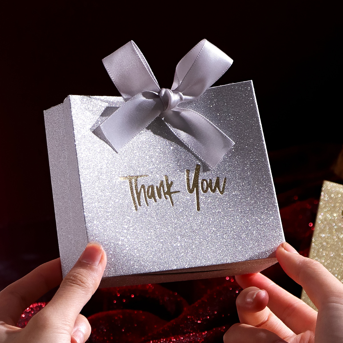 silver gift box silver ribbon; free size