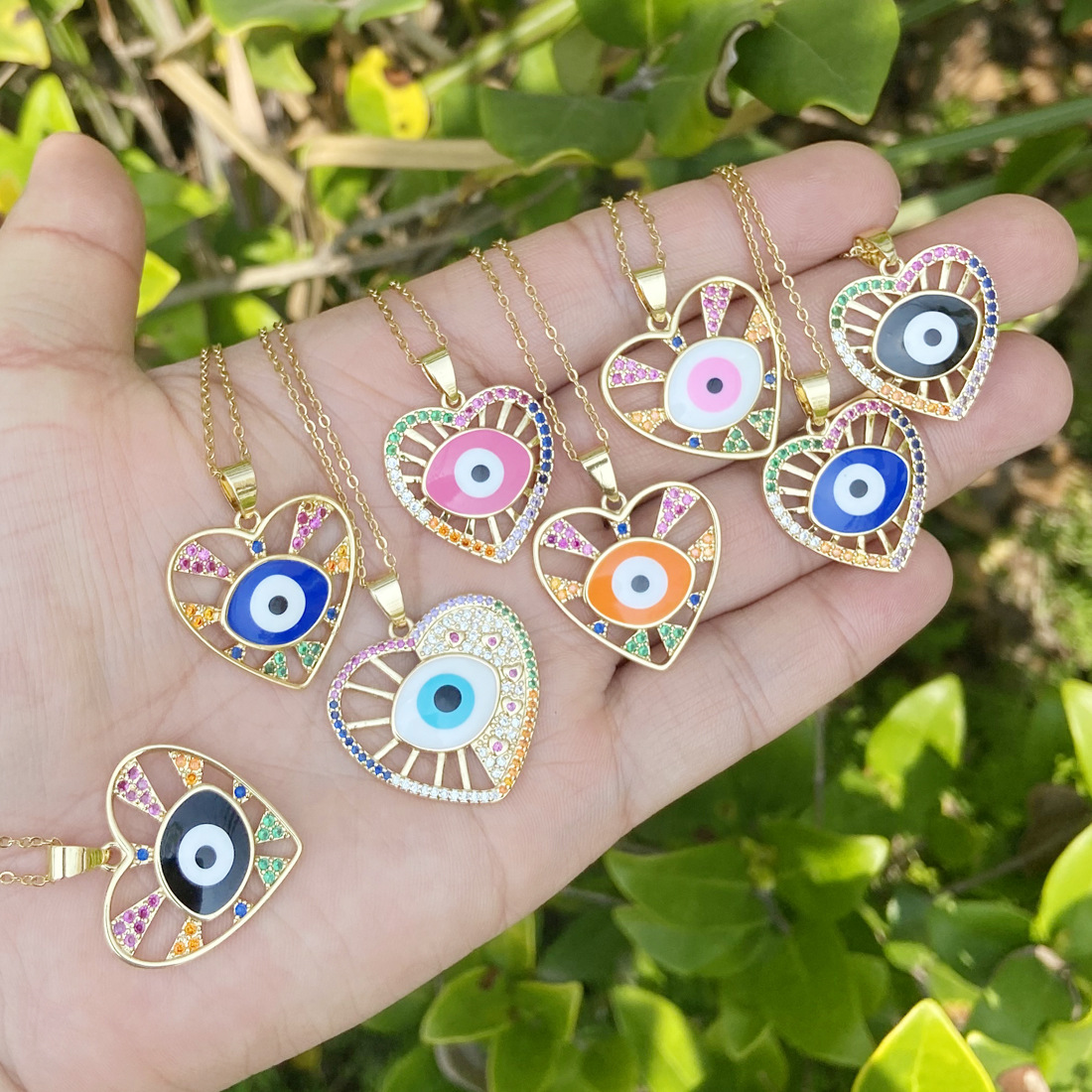 2022 new heart eye necklace copper micro-set color zirconium clavicle chain