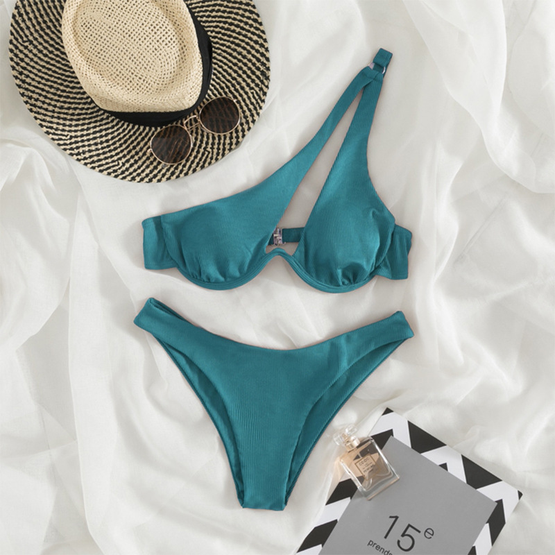 Bikini Image 9