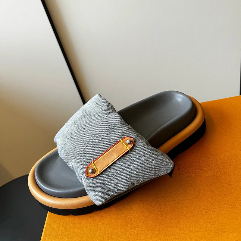 Women's Thick-Soled Velcro Slippers 2025 Summer Fashionable Non-Slip Denim Letter Couple Slide Sandals Women's Thick-Soled Velcro Slippers 2025 Summer Fashionable Non-Slip Denim Letter Couple Slide Sandals