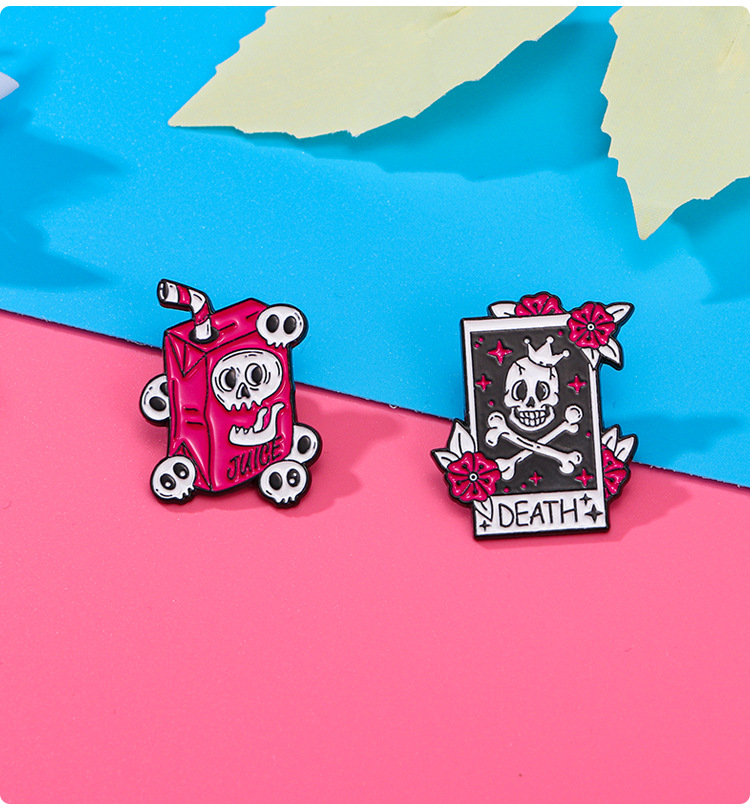 Alloy Material Halloween Festival Simple Style Pin Skull Alloy Enamel Unisex Brooches