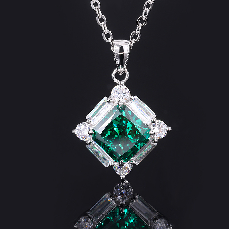 S925 Silver High Carbon Emerald Diamond Princess Square Diamond Set 9 O1CN01ni1pAb1L13Ap8GKg9 !!2206924521238 0 cib