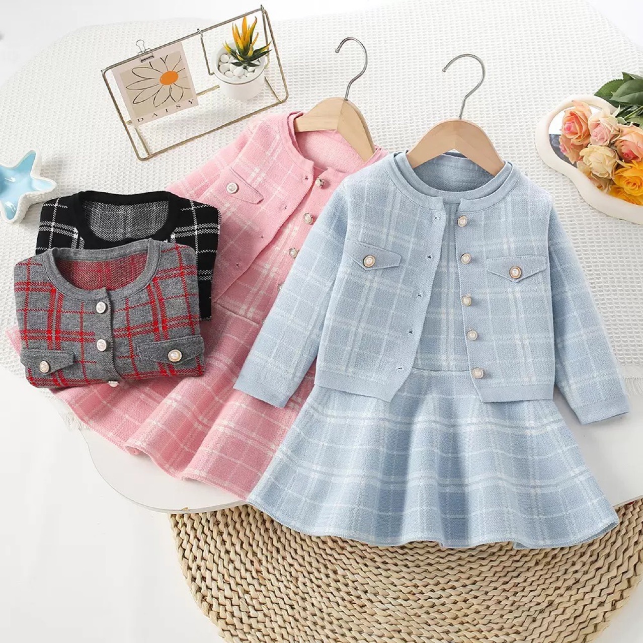 Girls' Sweater Set for Autumn and Winter, New Korean Style Fashionable Children's Plaid Vest Dress and Knitted Cardigan Two-Piece Set
