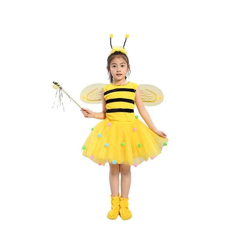 Children's cartoon suit for early age