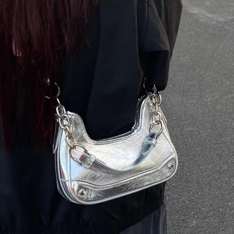 韩版网红2024新款可爱链条包轻便腋下高级百搭单肩斜挎两用包