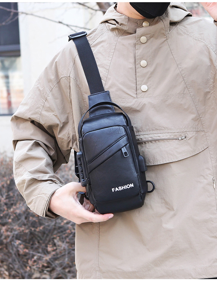 Men's chest bag, casual water-repellent single-shoulder crossbody bag, men's high-end outdoor travel bag, cycling bag, storage bag undefined