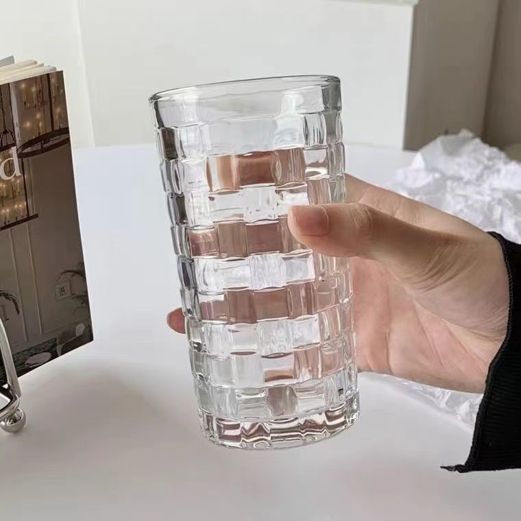 Taza de vidrio en relieve de ratán Taza tejida creativa Taza de agua en relieve para el hogar de bosque fresco Taza de bebida fría de café de jugo