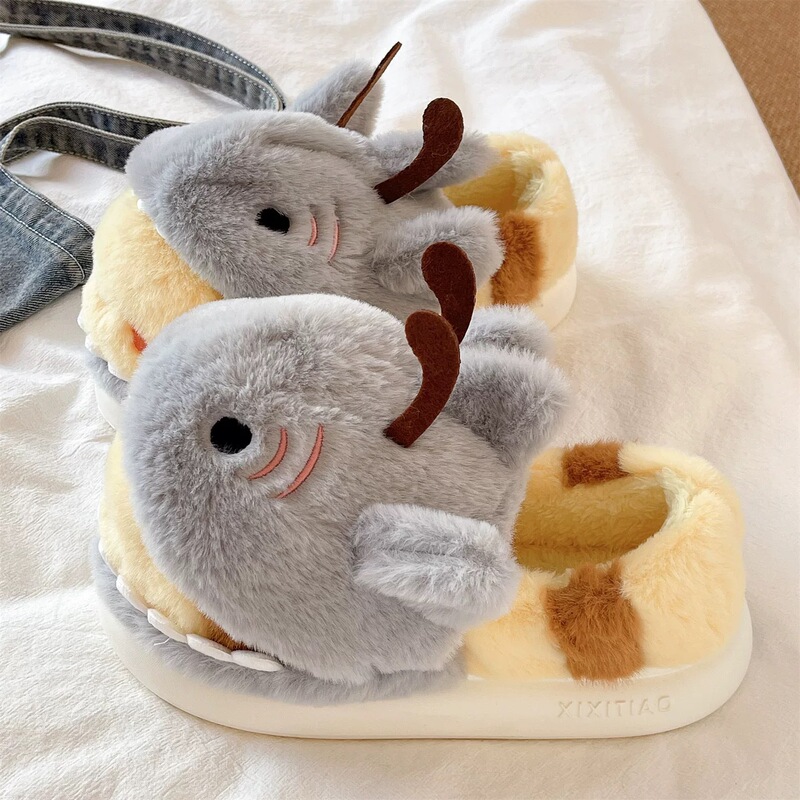 Zoo-Themed Large-Size Cotton Shoes, Shark Hat, Bee Cotton Slippers for Women, Winter Indoor Plush Warm Non-Slip Student Slippers with Heel