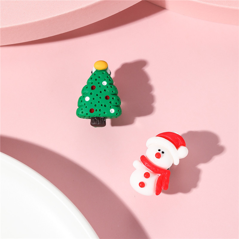 Cartoon Style Snowman Resin Kidu0027S Ear clips 1 Pair