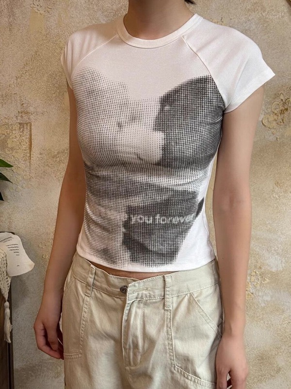 【210g 40番手純綿】クマプリント スリムフィット 半袖Tシャツ レディース 夏新作 ショートアメリカントップス トレンド|undefined