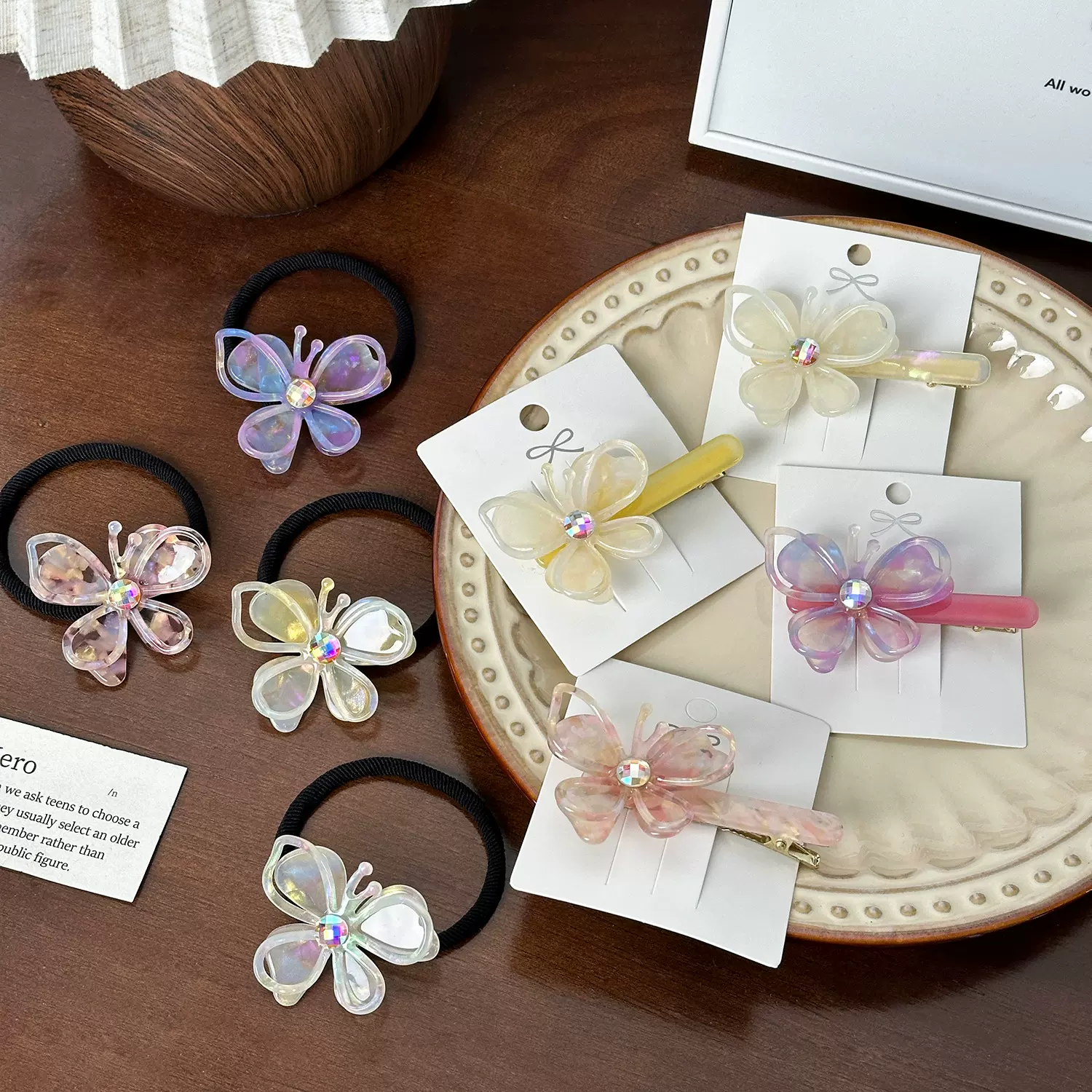 朵薇饰品韩版镂空蝴蝶醋酸发夹百搭碎发鸭嘴夹丸子头高弹力发圈