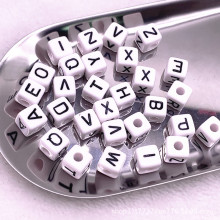 20��/��10mm�׵׺�����ĸ�� Ӣ�ā�����ɢ�鷽����ĸ�� diy�Ʒ