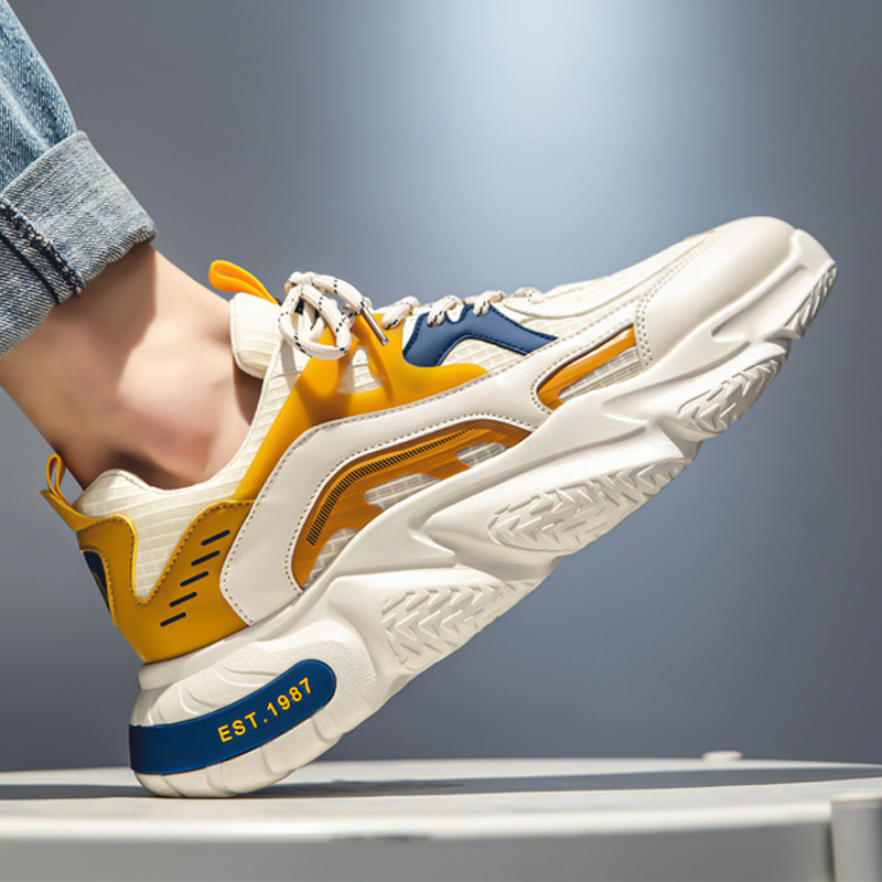 Summer men's shoes: breathable, trendy, versatile casual sneakers with soft soles—popular online, non-slip design, perfect for running and street-style looks.