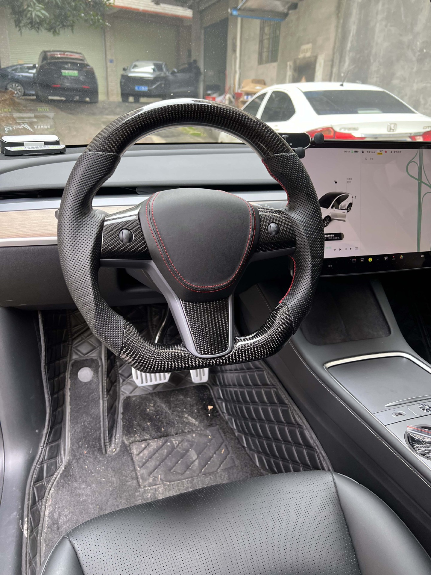 Cross-border exclusive carbon fiber steering wheel modification suitable for Tesla Model 3 car interior steering wheel processing