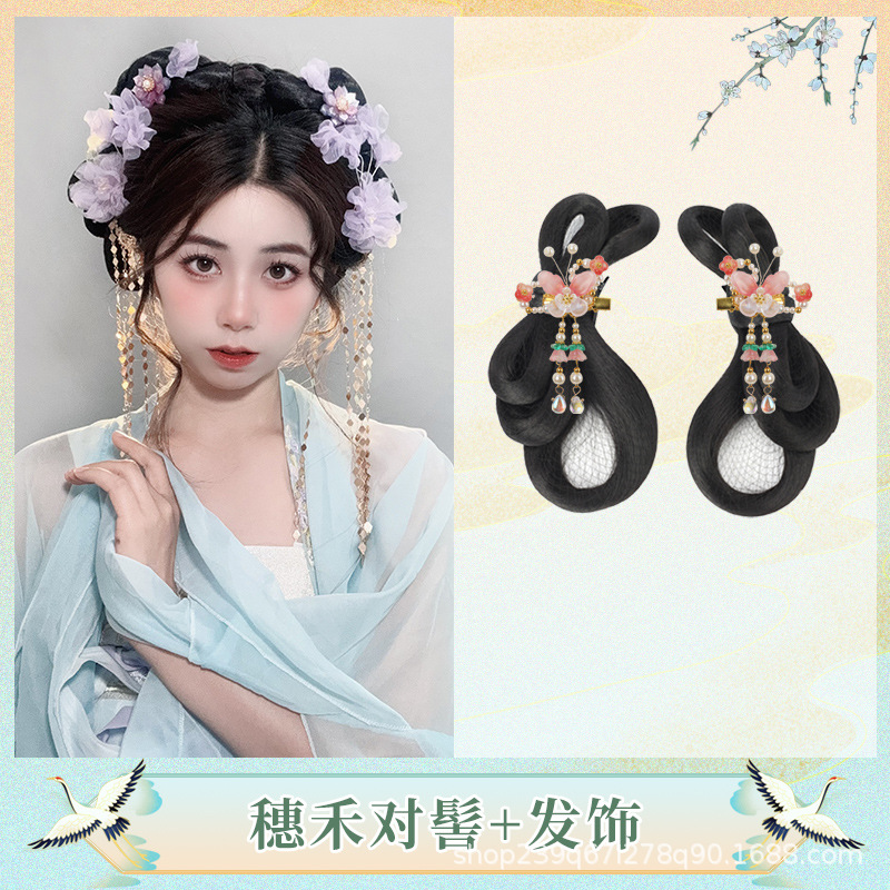 한 쌍의 헤어 액세서리