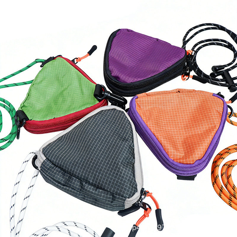 Japanese-Style Fashion Unisex Small Crossbody Bag Versatile Color-Blocking Triangle Key Pouch Casual Workwear Style Earphone Accessory Bag Trendy Cool