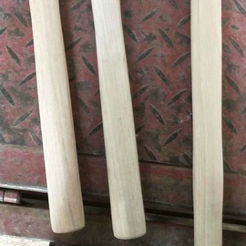 锤子;套筒扳手;十字螺丝刀