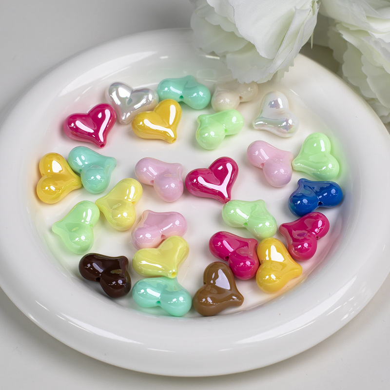 Dingyi Colorful Peach Cold Moon Electroplated Solid Color Acrylic Heart-Shaped Straight Hole Beads Loose Beads DIY Mobile Phone Chain Accessories