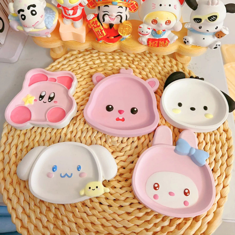 Sanrio Plaster Ornaments Decorative Storage Tray Kidsren's DIY Painted Plaster Doll Graffiti Cinnamon Dog Kuromi Sanrio Plaster Ornaments Decorative Storage Tray Kidsren's DIY Painted Plaster Doll Graffiti Cinnamon Dog Kuromi