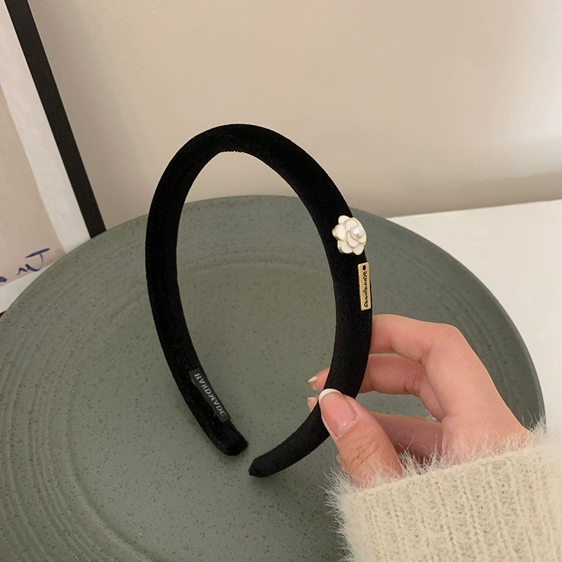 Ретро-ободок для волос, бархатная повязка в стиле Chanel с цветочным акцентом, ширина 1.5–3 см