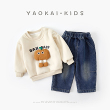男宝宝外出服保暖卫衣上衣卡通打底衫婴儿加厚牛仔裤套装冬季新款