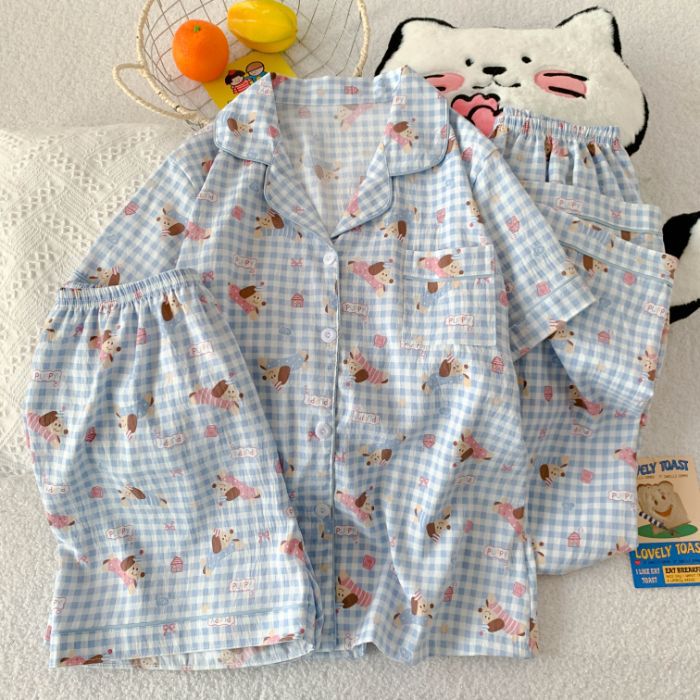 Al por mayor transfronterizo nuevo pijama de mujer tres piezas cardigan con solapa mangas cortas pantalones cortos KT gato dibujos animados cubierta de ropa doméstica