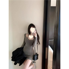 气质单肩带露肩设计显瘦打底连衣裙女春季小黑裙高级感辣妹包臀裙