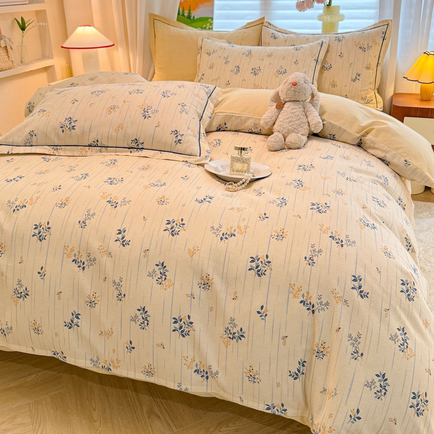 2025 nuevo algodón grueso molido cama de cuatro piezas de sábanas de algodón cama de tres piezas de estilo de cama de alta calidad