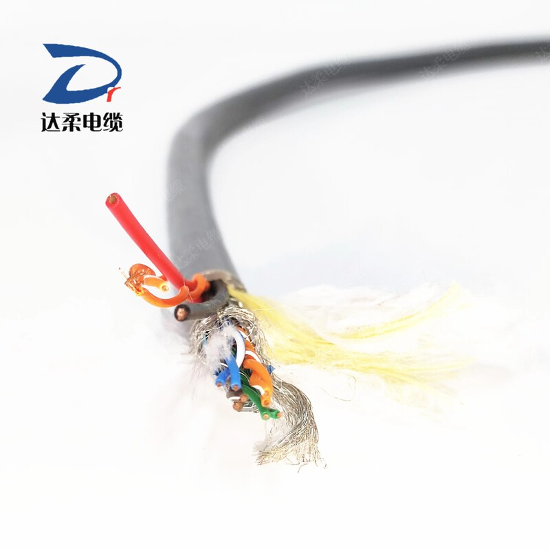 Outdoor Use Cold-Resistant and Anti-Freeze Polyurethane Pur Category 5E Shielded Network Cable High Flexible Drag Chain Cable Anti-Uv Outdoor Use Cold-Resistant and Anti-Freeze Polyurethane Pur Category 5E Shielded Network Cable High Flexible Drag Chain Cable Anti-Uv