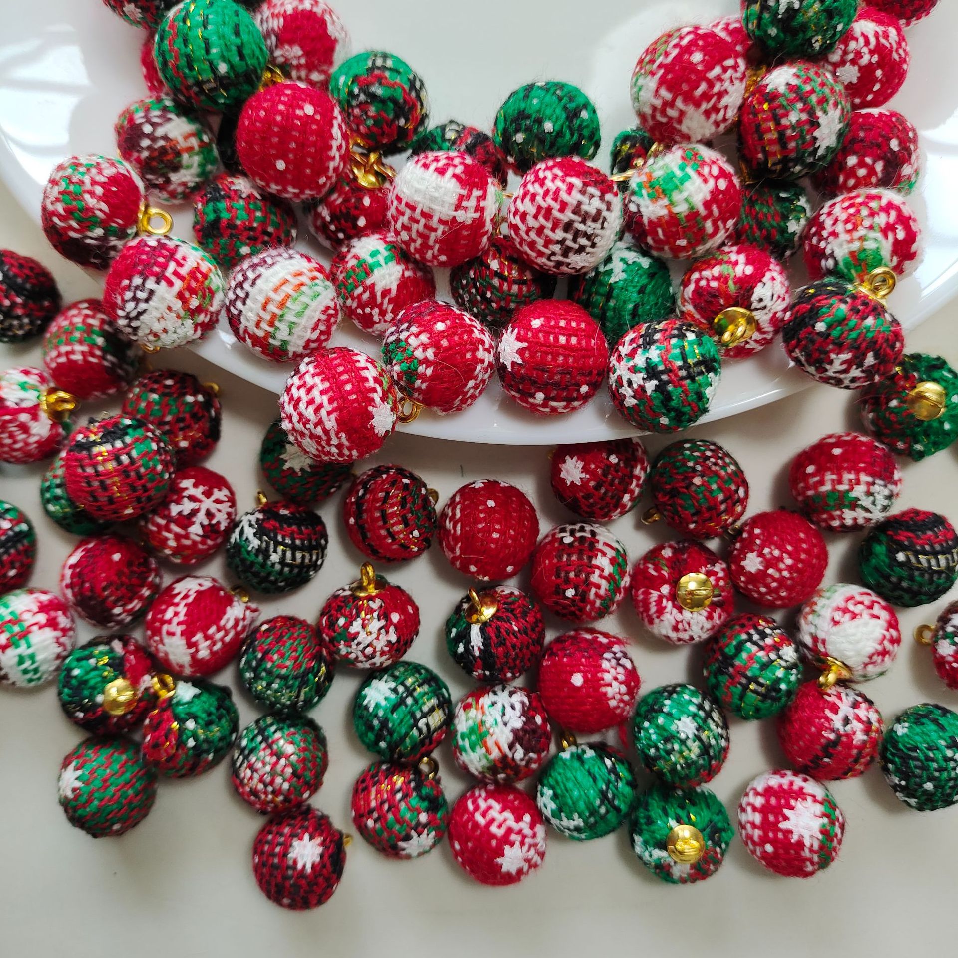 15mm Christmas Decoration Fabric Ball Handmade Fabric Pendant Hanging...