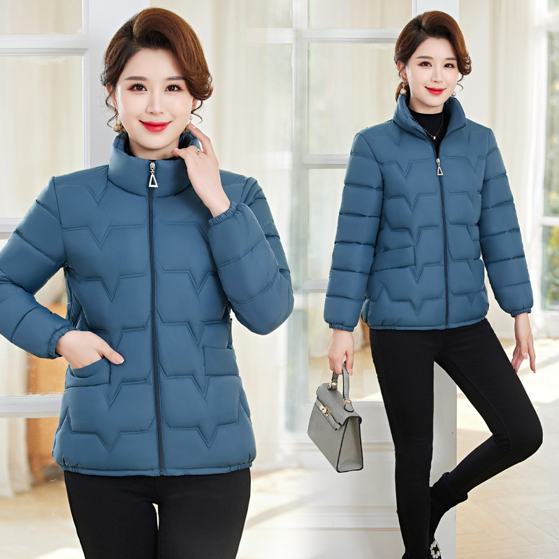 Damas de mediana edad delgadas y delgadas, chaqueta de pluma ligera, chaqueta corta, madres engordadas, chaqueta de algodón más grande image 2