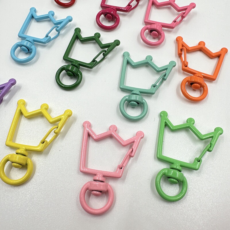 Color Crown Spray Paint Key Chain Lobster Buckle Dog Buckle DIY Handmade Pendant Jewelry Buckle Jewelry Accessories Color Crown Spray Paint Key Chain Lobster Buckle Dog Buckle DIY Handmade Pendant Jewelry Buckle Jewelry Accessories