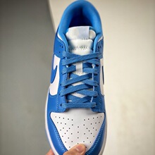 �؃r����Ь�߰汾Dunk Low�ڰ���؈��Ů���e��Ь͸�ⲻ���_�\��Ь