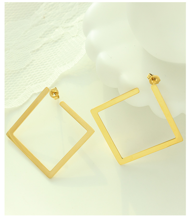 simple geometric square plain titanium steel earrings wholesale